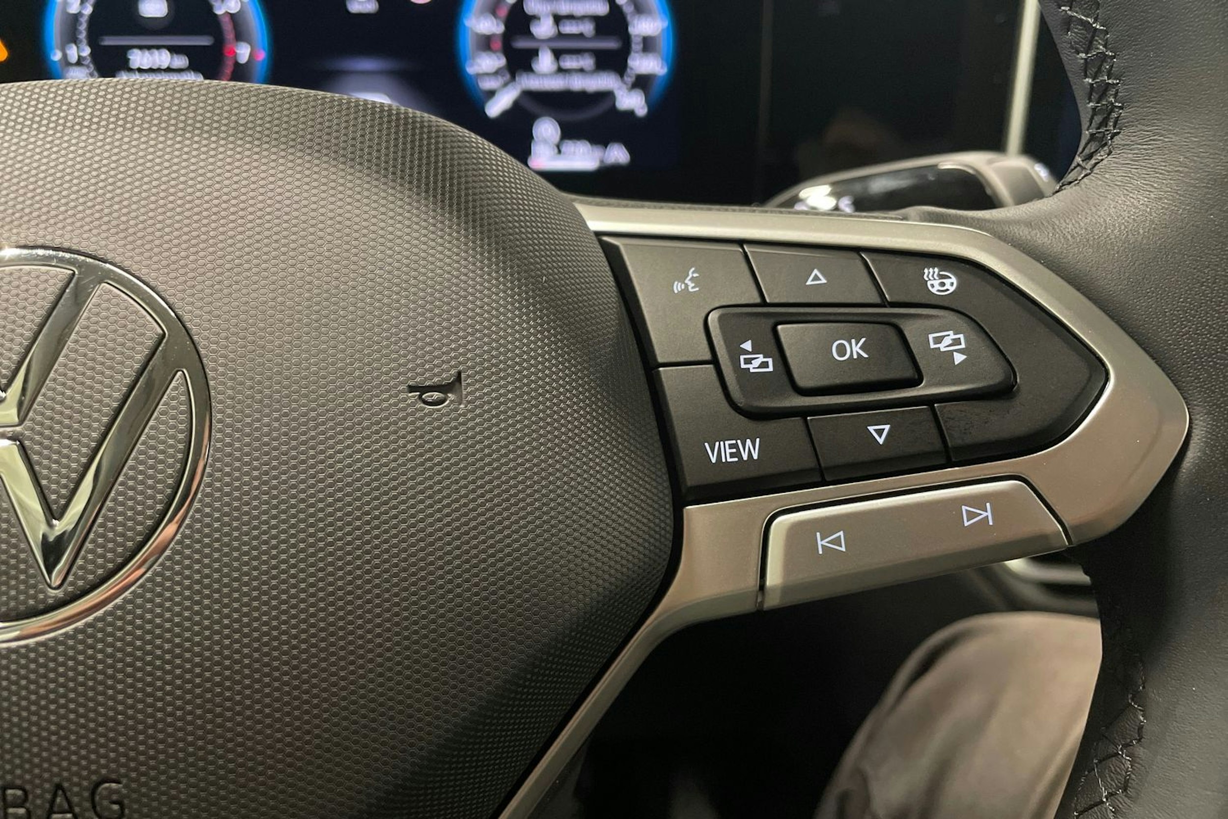 musta Volkswagen Tiguan 2025 kuva 24.