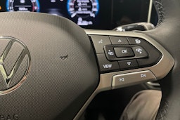 musta Volkswagen Tiguan 2025 kuva 24.