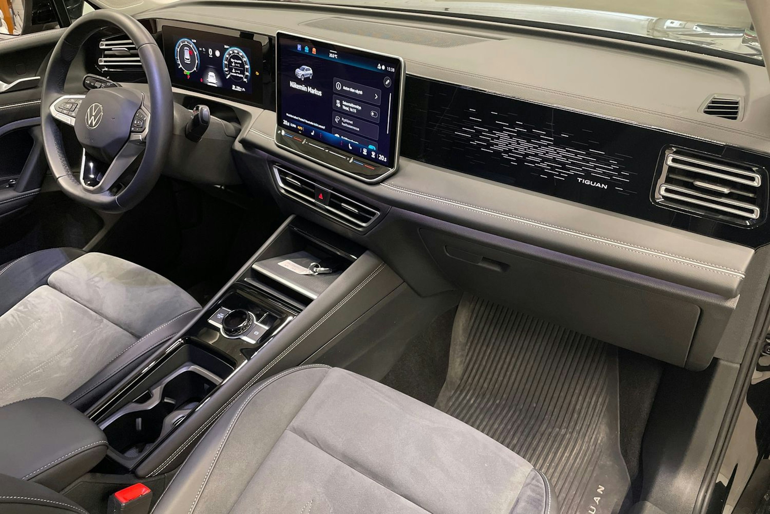 musta Volkswagen Tiguan 2025 kuva 28.