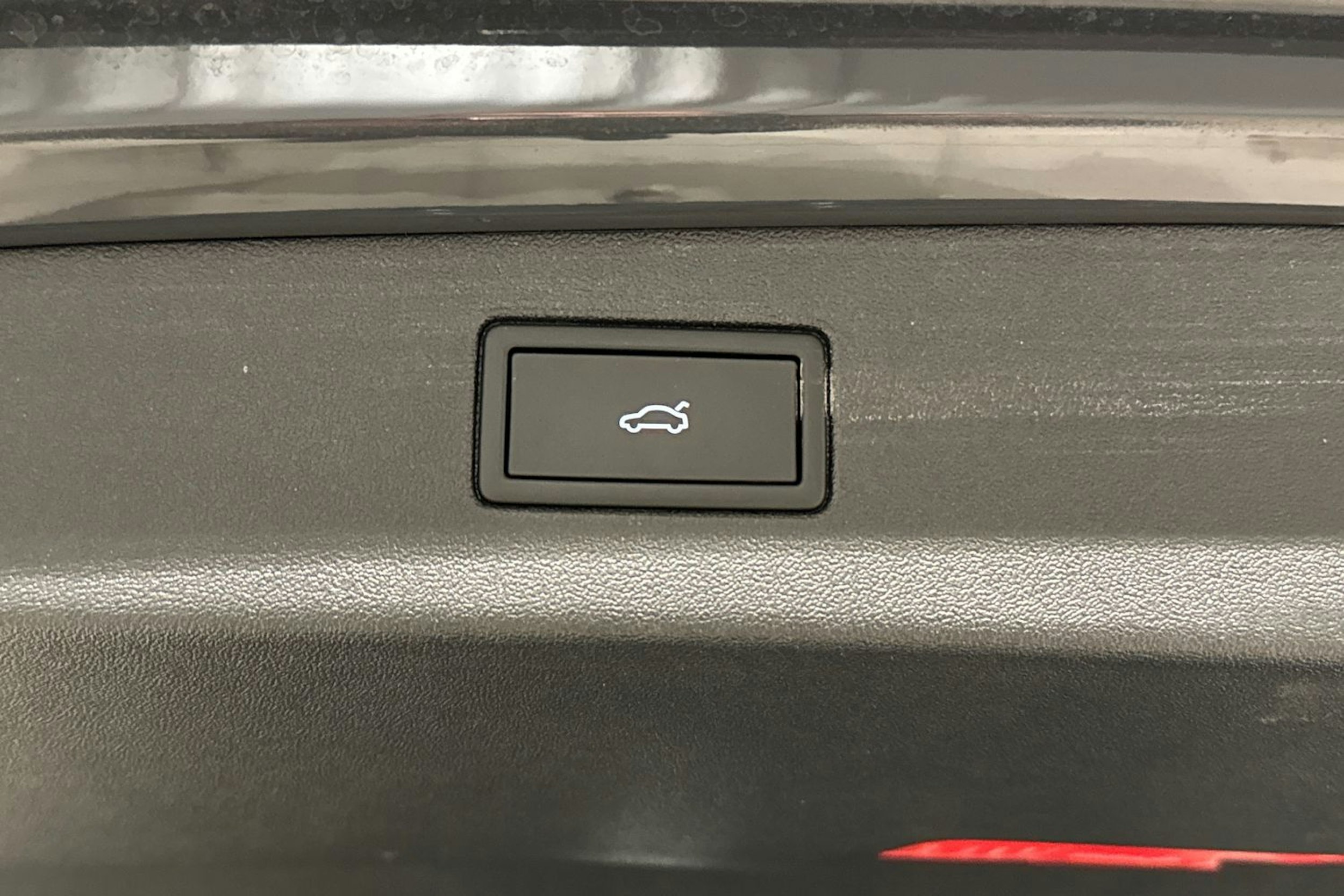 oranssi Volkswagen Tiguan 2025 kuva 16.