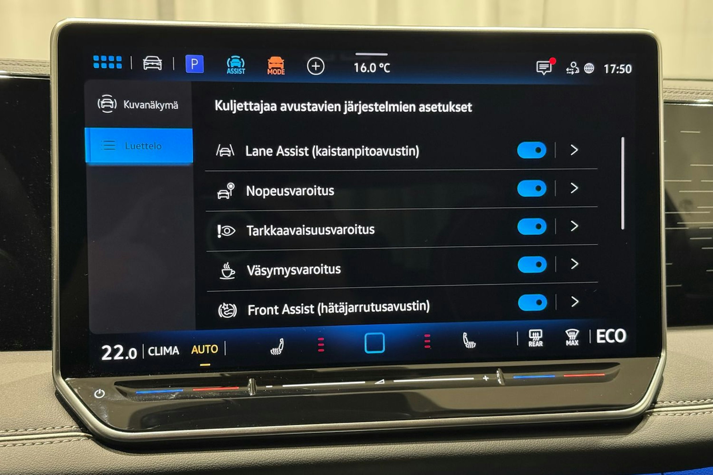 oranssi Volkswagen Tiguan 2025 kuva 28.