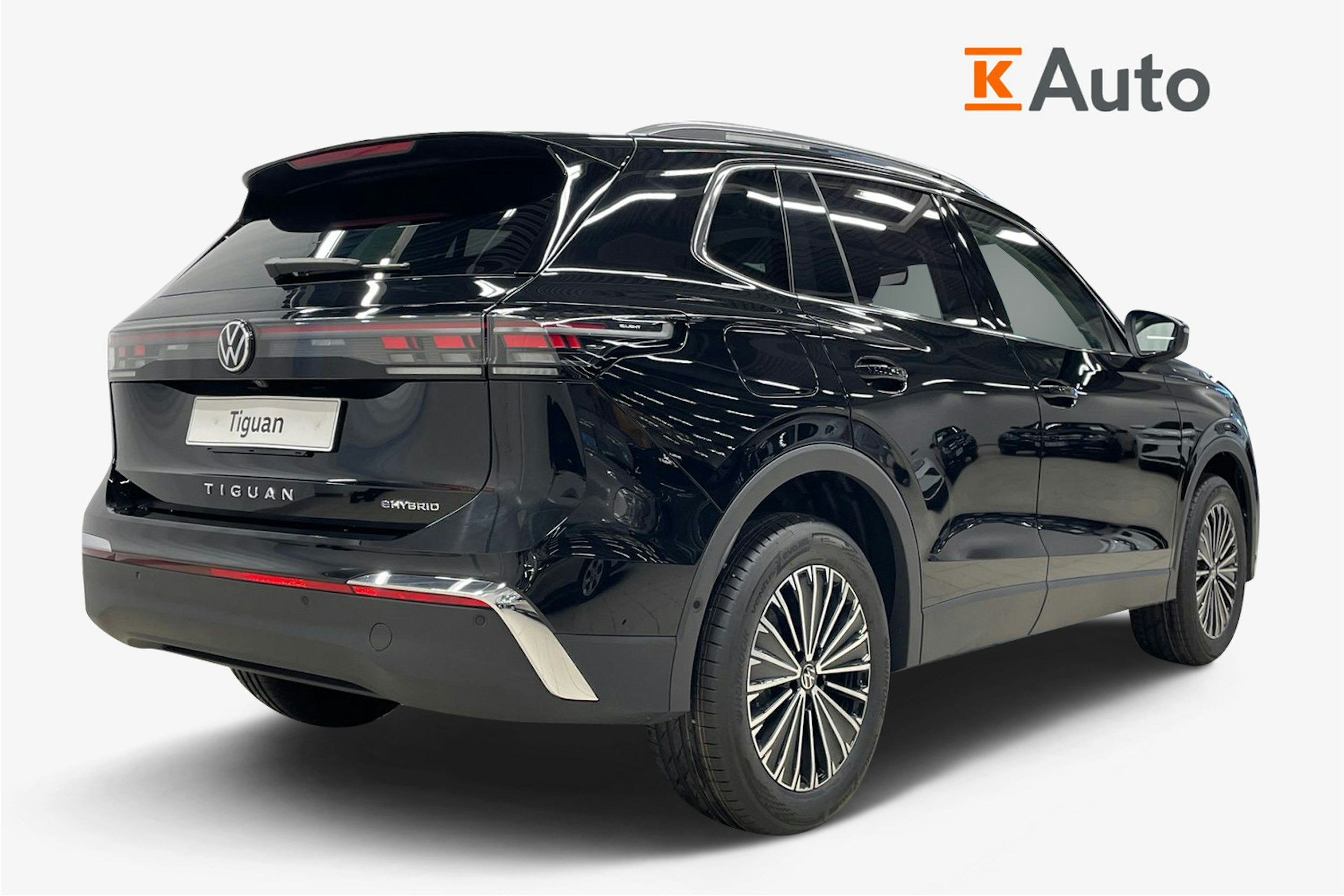 musta Volkswagen Tiguan 2025 kuva 2.