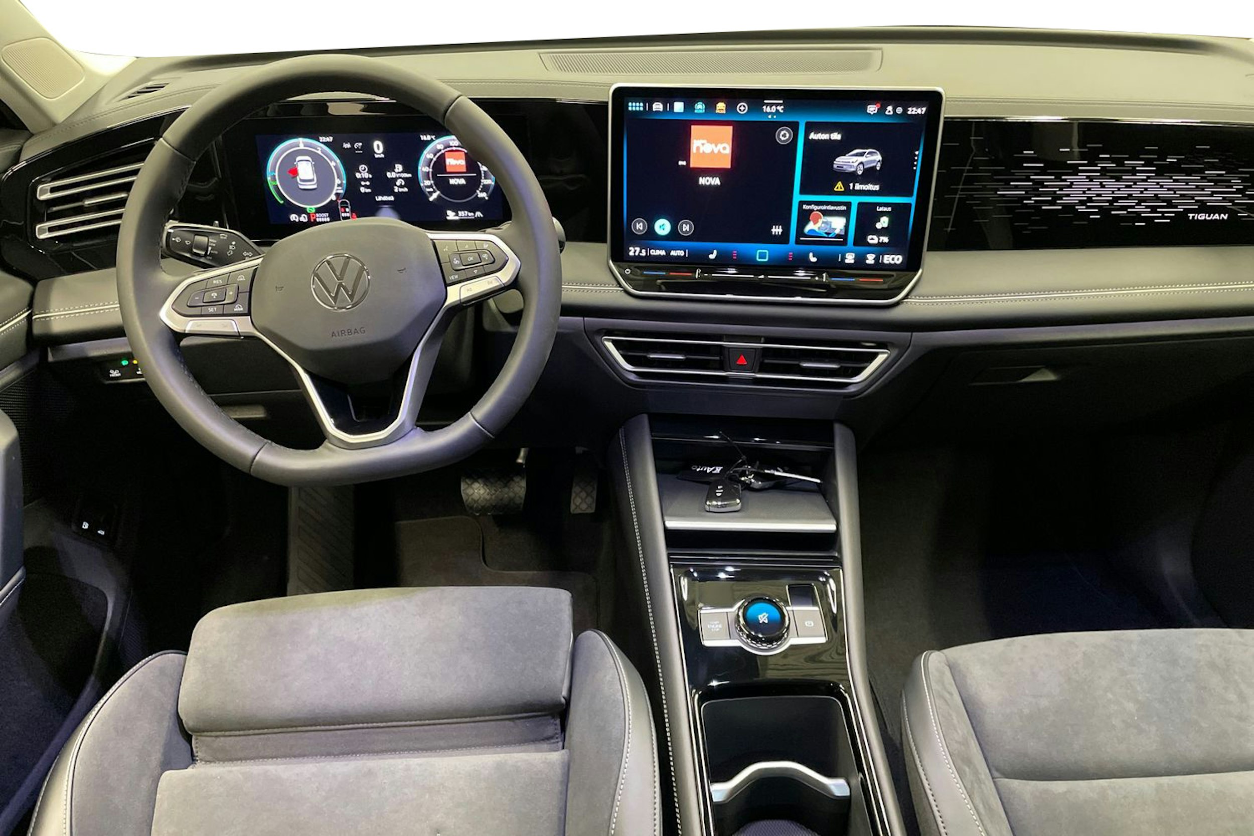 musta Volkswagen Tiguan 2025 kuva 7.