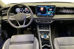 musta Volkswagen Tiguan 2025 kuva 7.