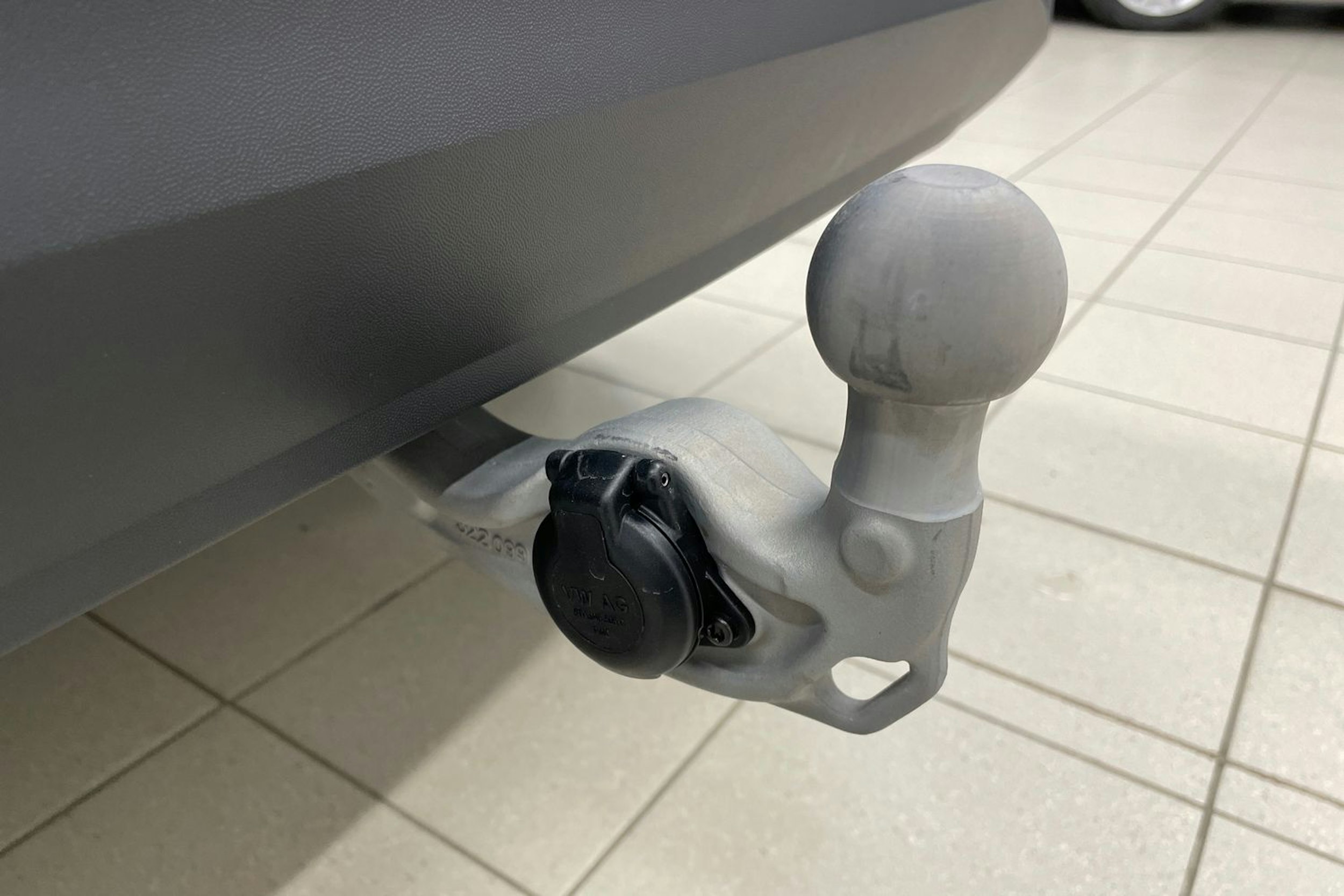 musta Volkswagen Tiguan 2025 kuva 14.