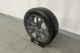 oranssi Volkswagen Tiguan 2025 kuva 10.