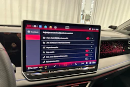oranssi Volkswagen Tiguan 2025 kuva 19.