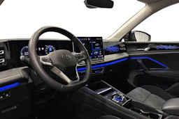 harmaa Volkswagen Tiguan 2025 kuva 6.