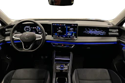 harmaa Volkswagen Tiguan 2025 kuva 7.