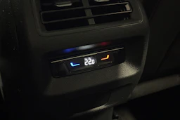 harmaa Volkswagen Tiguan 2025 kuva 14.