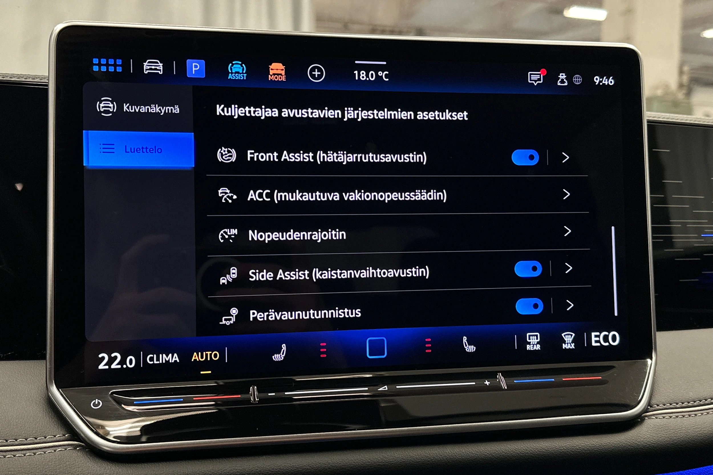 harmaa Volkswagen Tiguan 2025 kuva 23.