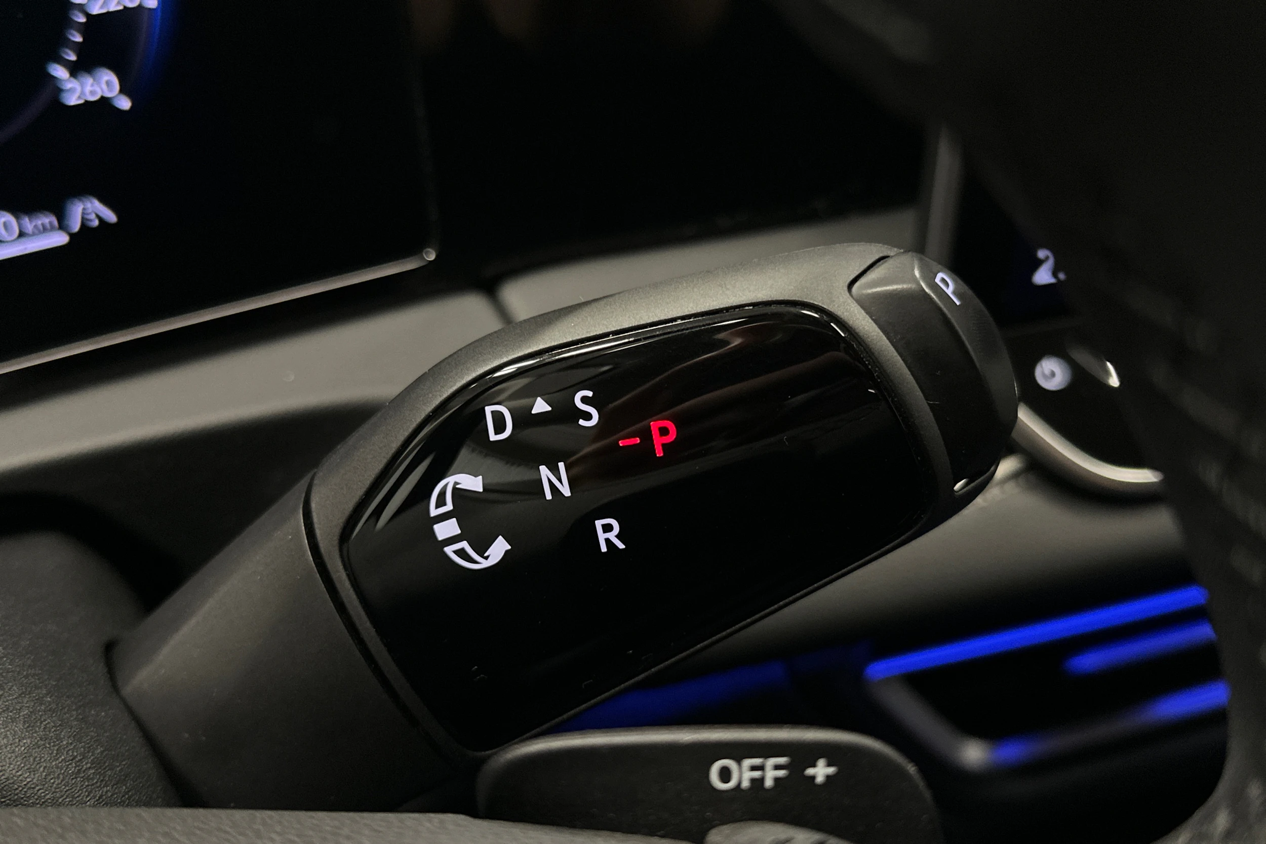 harmaa Volkswagen Tiguan 2025 kuva 27.