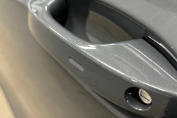 oranssi Volkswagen Tiguan 2025 kuva 20.