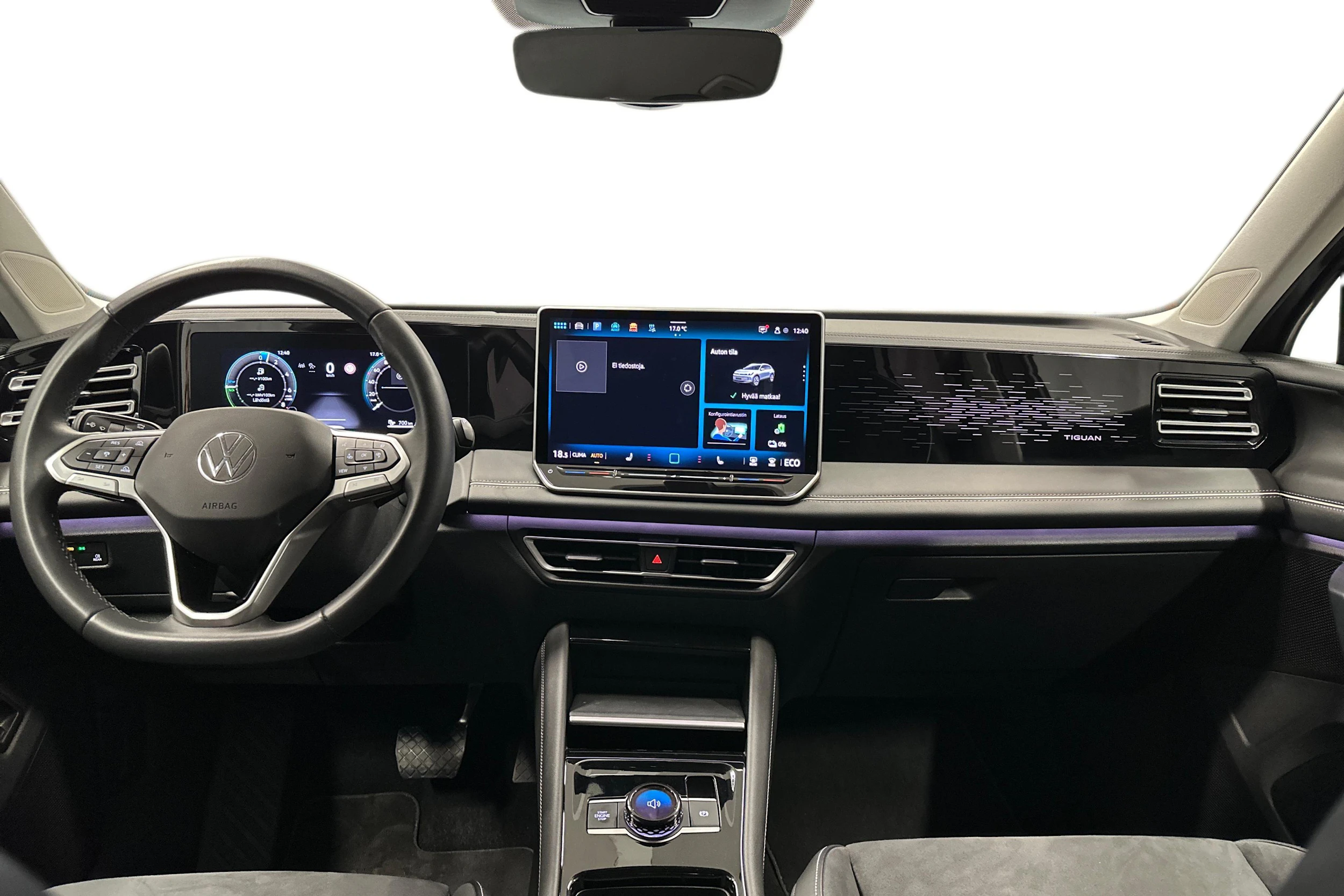 harmaa Volkswagen Tiguan 2025 kuva 7.