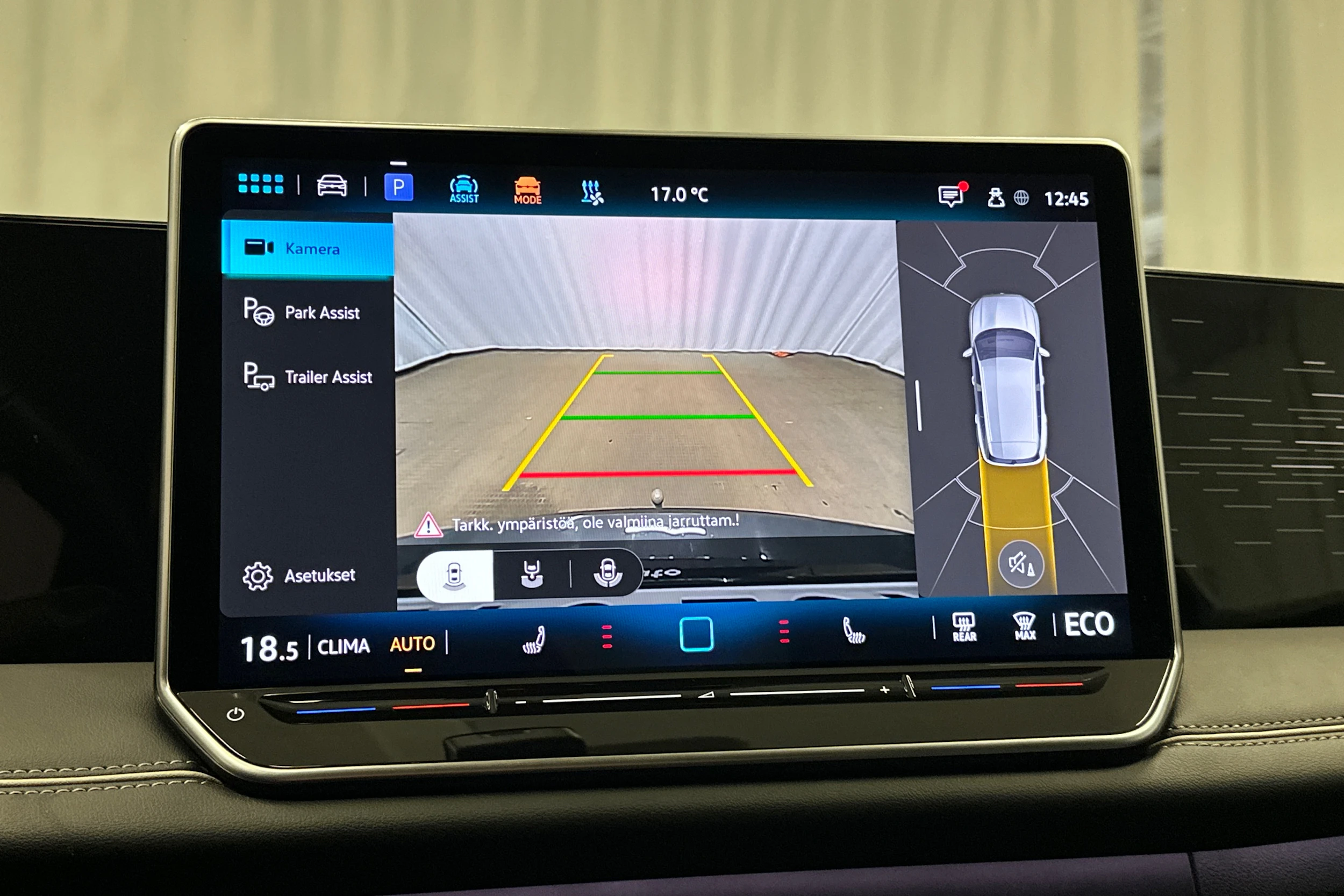 harmaa Volkswagen Tiguan 2025 kuva 15.