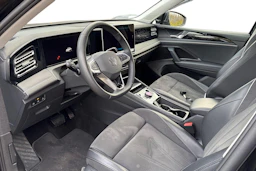 musta Volkswagen Tiguan 2025 kuva 3.