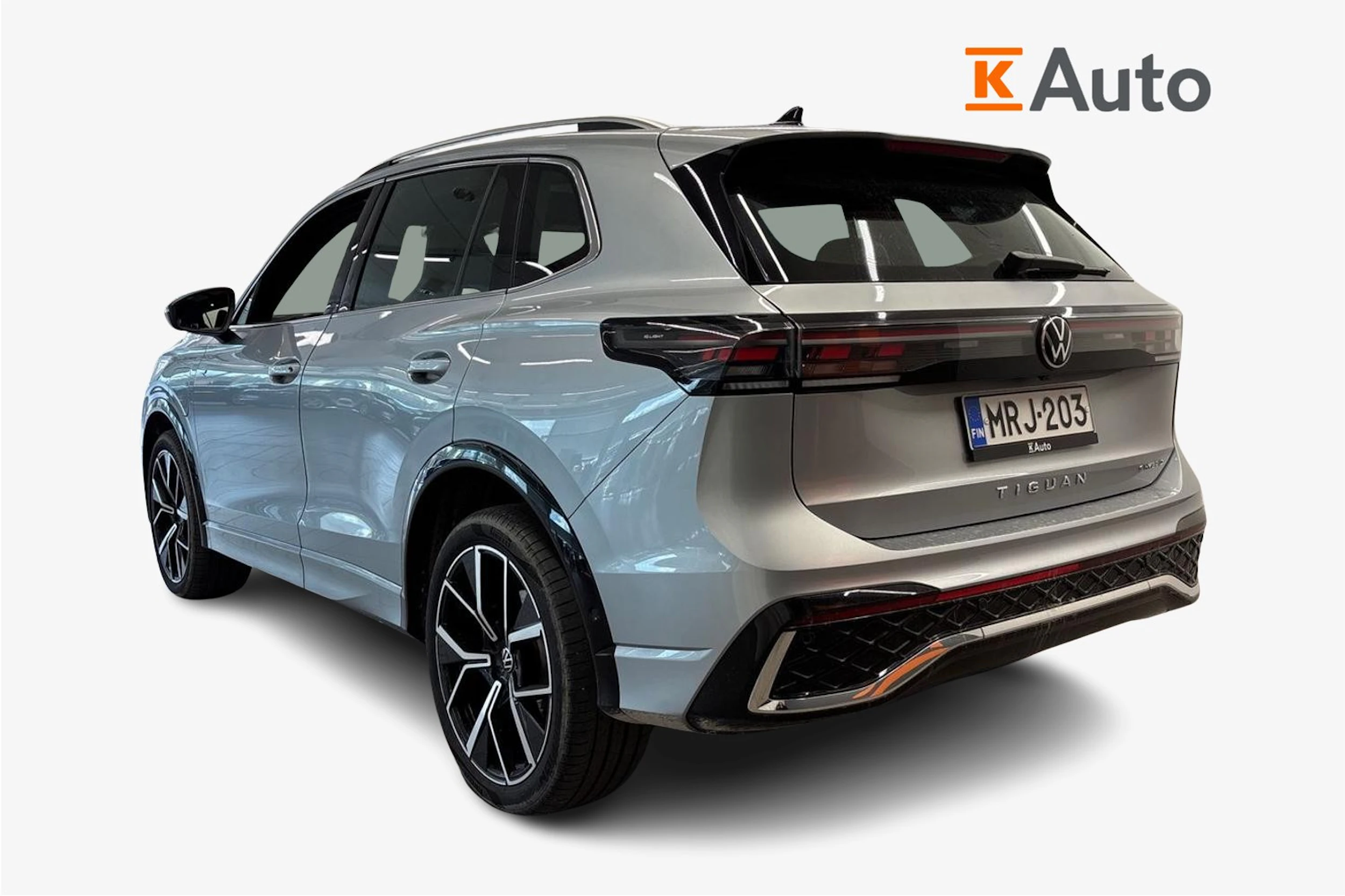 harmaa Volkswagen Tiguan 2025 kuva 2.