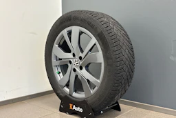 harmaa Volkswagen Tiguan 2025 kuva 13.