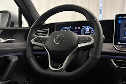 harmaa Volkswagen Tiguan 2025 kuva 18.