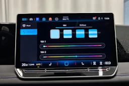 harmaa Volkswagen Tiguan 2025 kuva 28.
