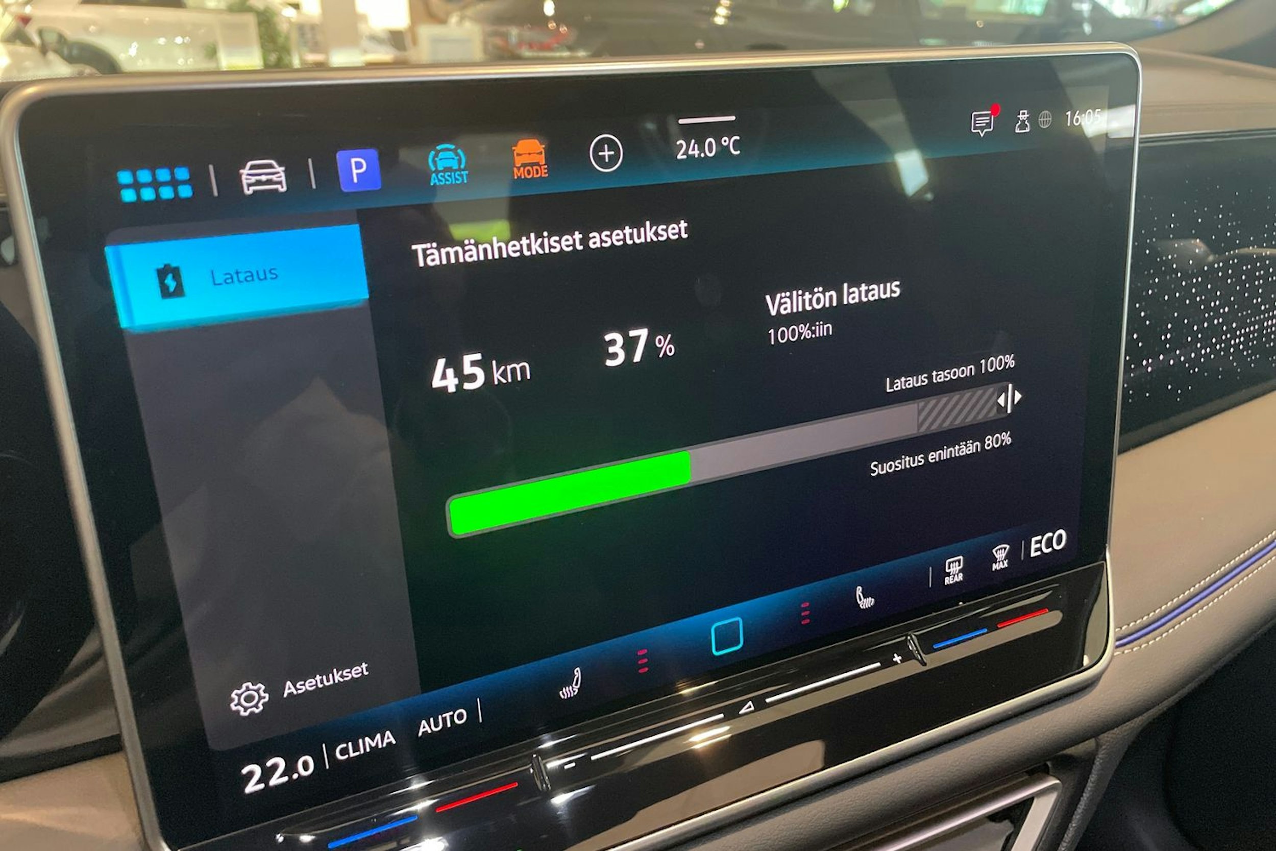 musta Volkswagen Tiguan 2025 kuva 15.