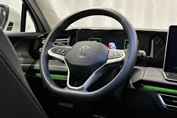valkoinen Volkswagen Tiguan 2025 kuva 20.