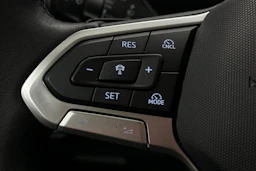 valkoinen Volkswagen Tiguan 2025 kuva 26.