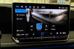 harmaa Volkswagen Tiguan 2025 kuva 28.