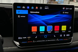 harmaa Volkswagen Tiguan 2025 kuva 30.