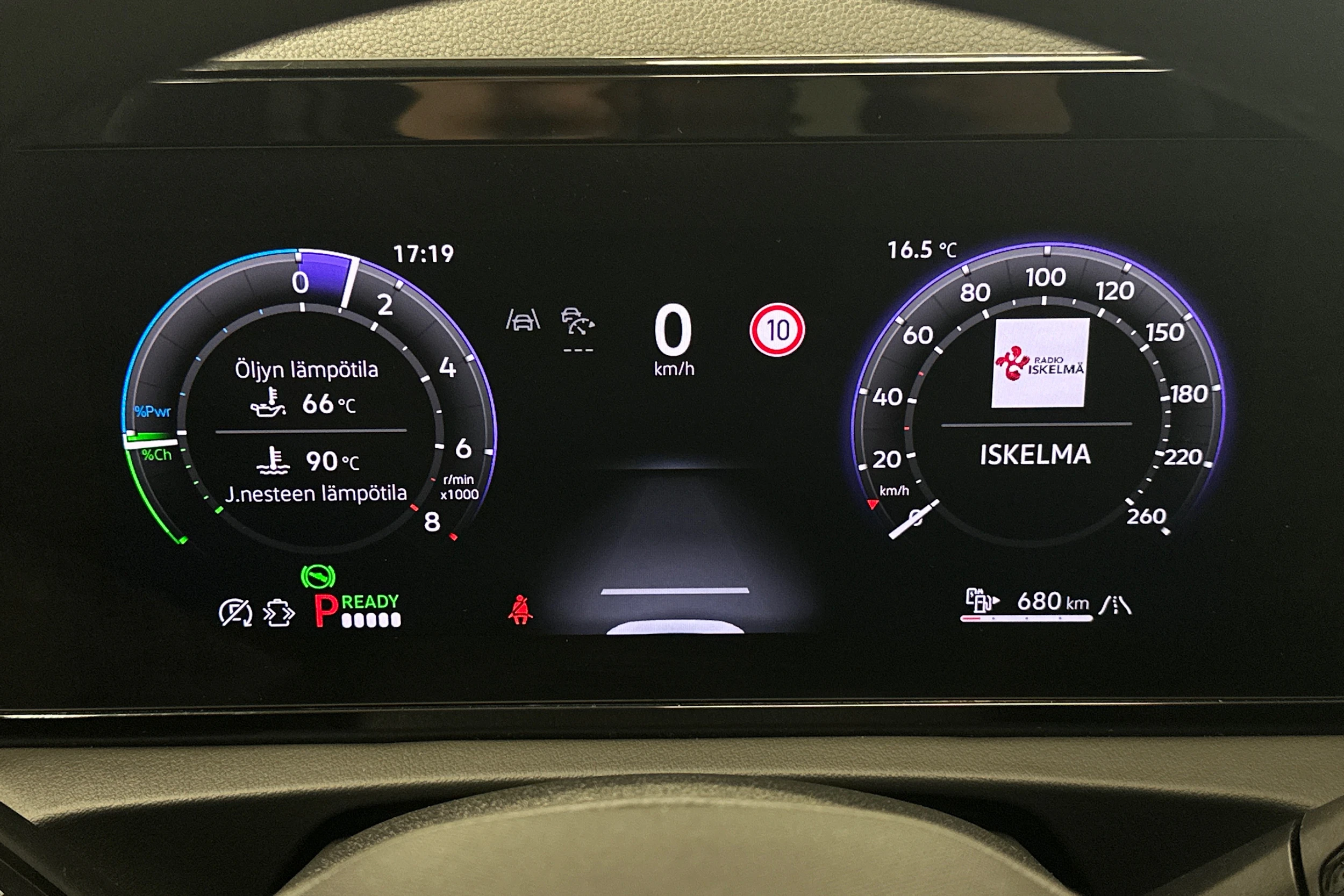 harmaa Volkswagen Tiguan 2025 kuva 19.