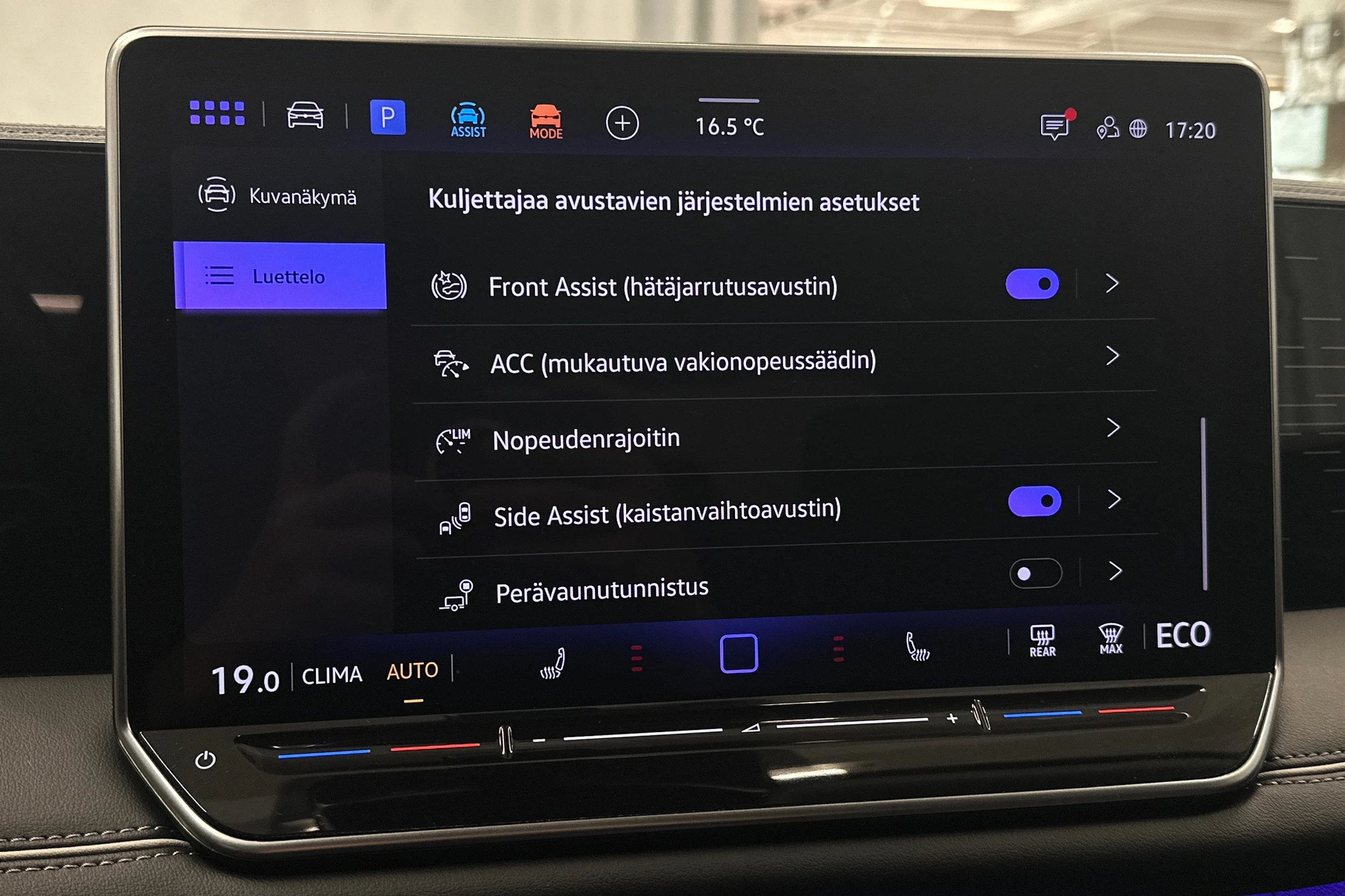 harmaa Volkswagen Tiguan 2025 kuva 24.