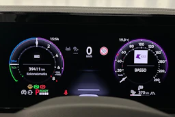 harmaa Volkswagen Tiguan 2025 kuva 13.