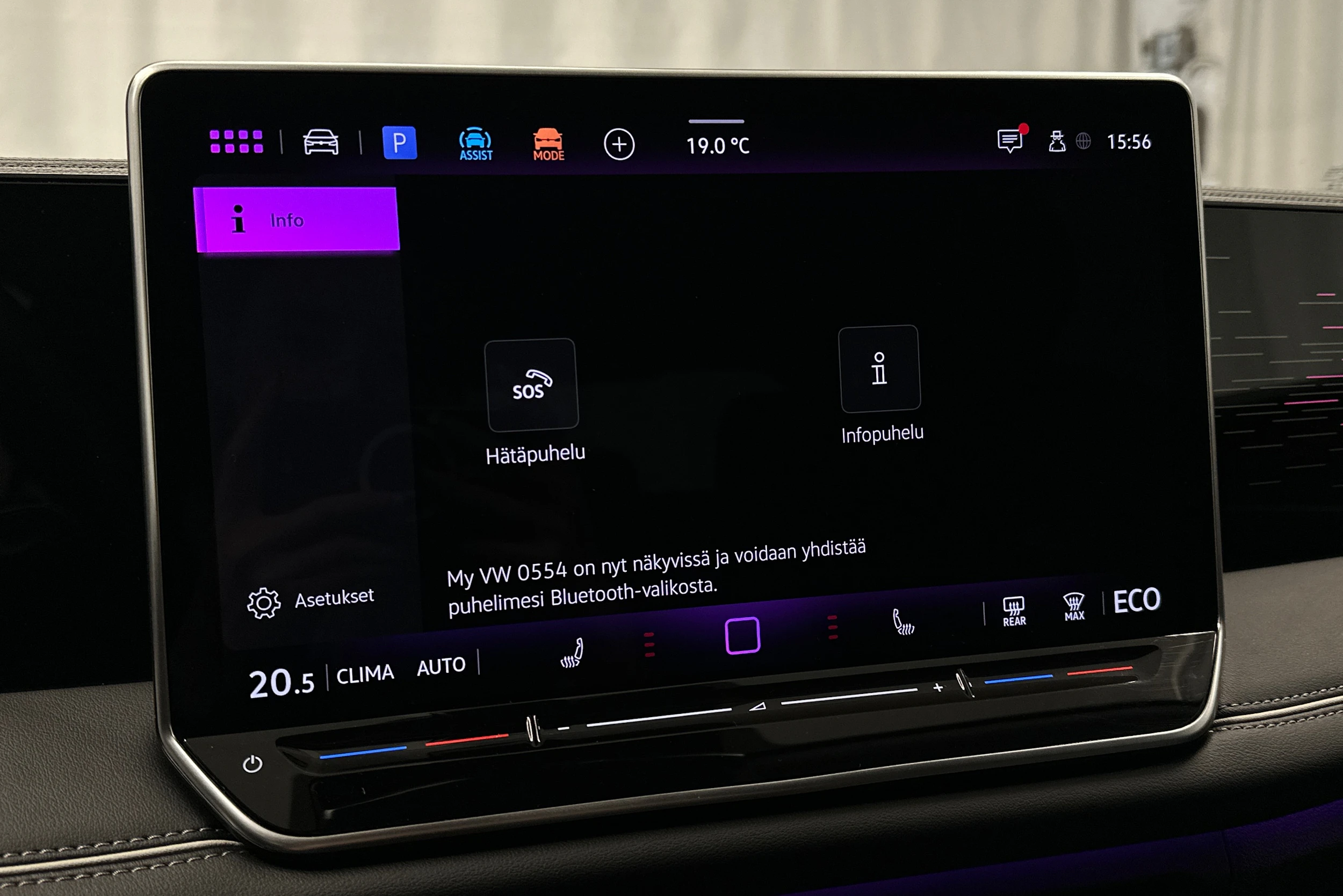 harmaa Volkswagen Tiguan 2025 kuva 19.