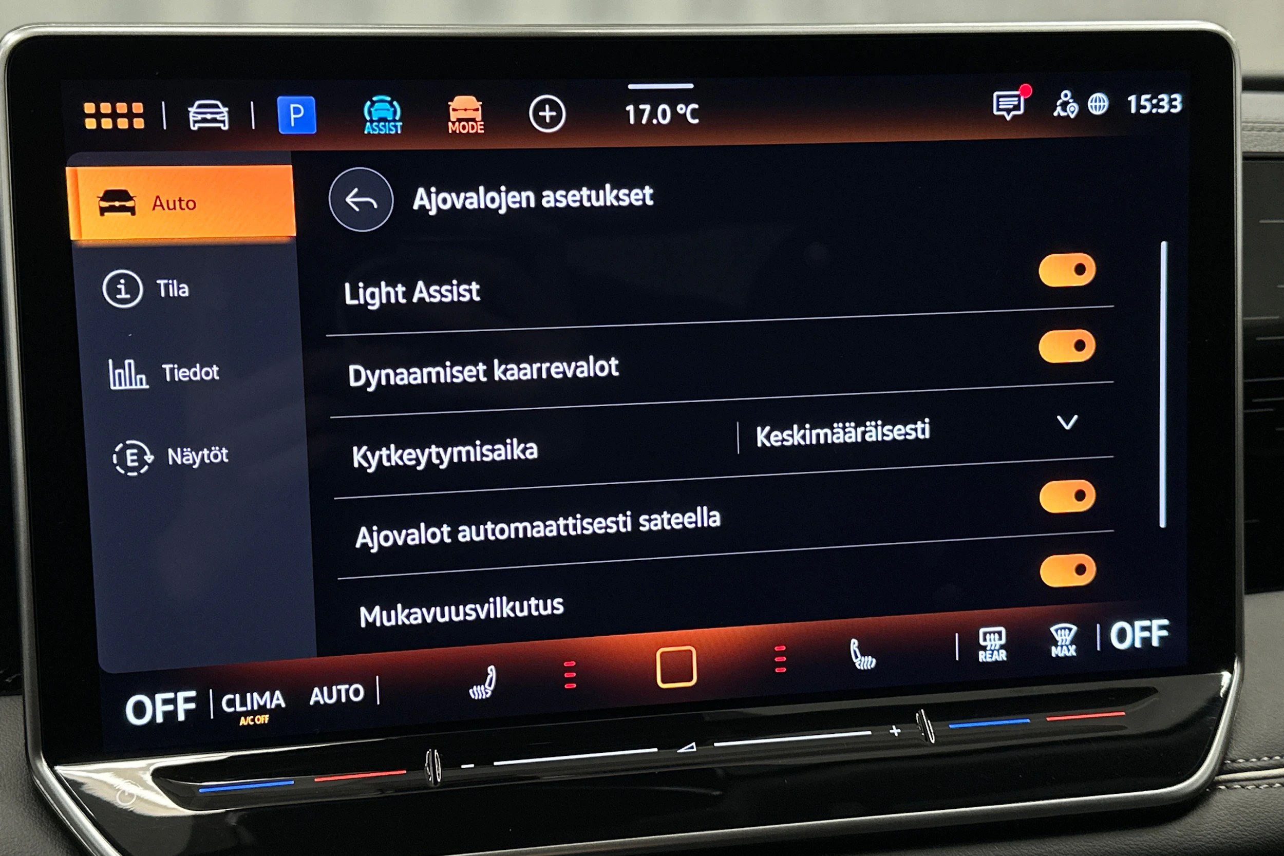 valkoinen Volkswagen Tiguan 2025 kuva 30.