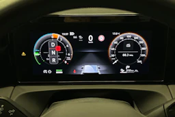 valkoinen Volkswagen Tiguan 2025 kuva 35.