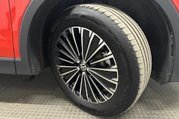 punainen Volkswagen Tiguan 2025 kuva 10.