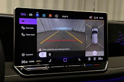 punainen Volkswagen Tiguan 2025 kuva 25.