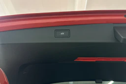 punainen Volkswagen Tiguan 2025 kuva 40.