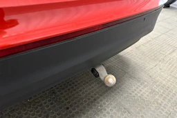 punainen Volkswagen Tiguan 2025 kuva 42.