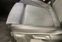 oranssi Volkswagen Tiguan 2025 kuva 12.