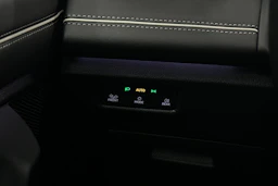 harmaa Volkswagen Tiguan 2025 kuva 15.