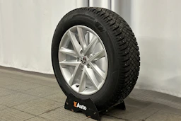 punainen Volkswagen Tiguan 2025 kuva 17.