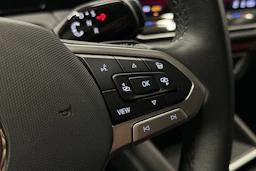 punainen Volkswagen Tiguan 2025 kuva 29.