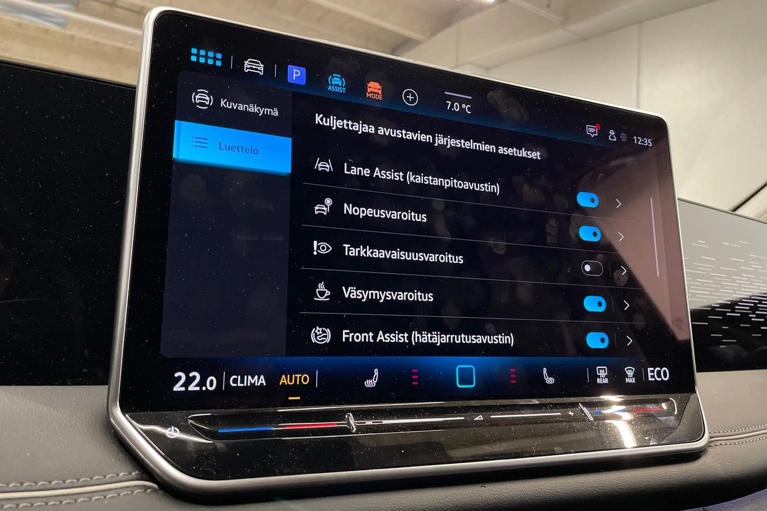 musta Volkswagen Tiguan 2025 kuva 19.