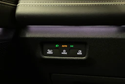 musta Volkswagen Tiguan 2025 kuva 23.