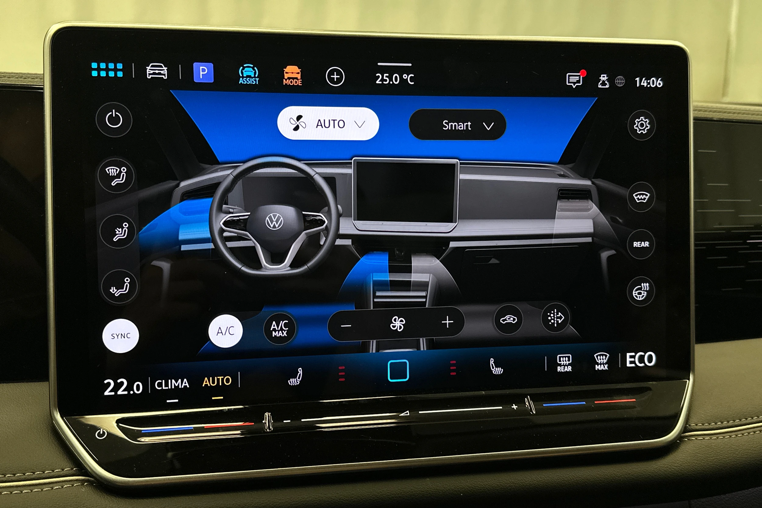sininen Volkswagen Tiguan 2025 kuva 31.