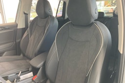 harmaa Volkswagen Tiguan 2025 kuva 18.