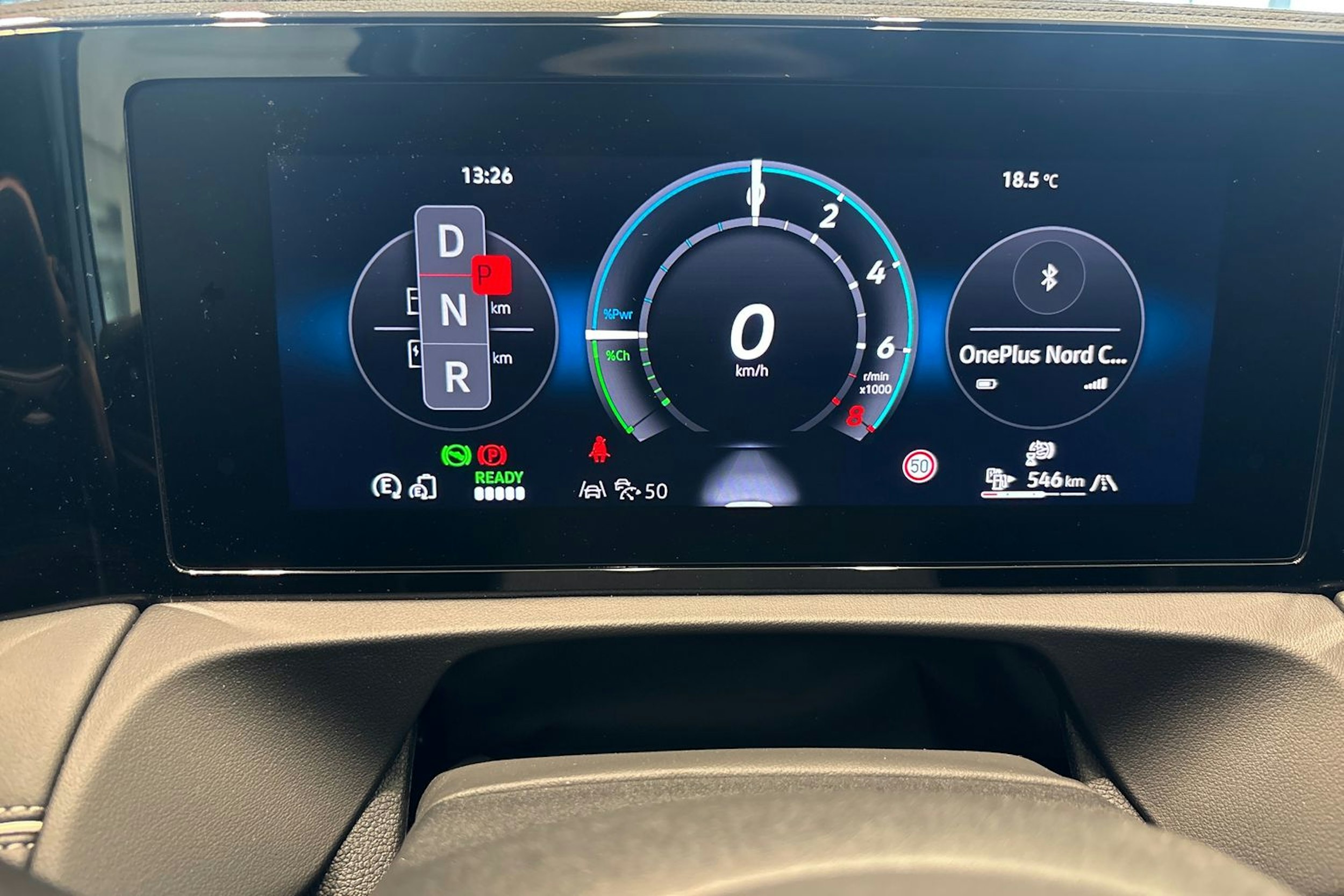 harmaa Volkswagen Tiguan 2025 kuva 15.