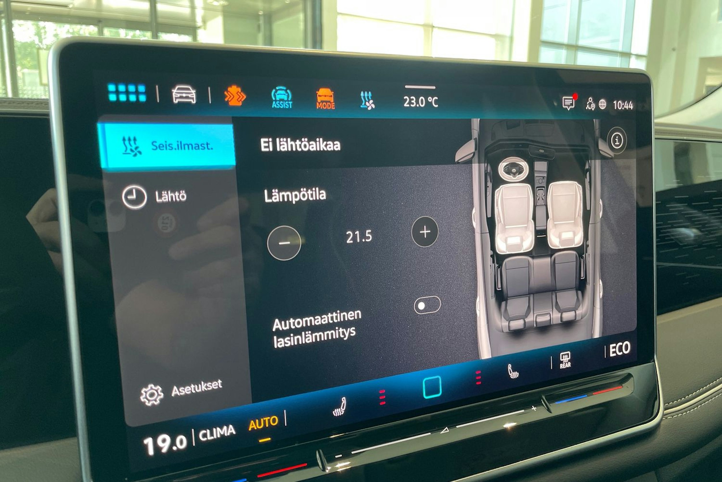 sininen Volkswagen Tiguan 2025 kuva 14.