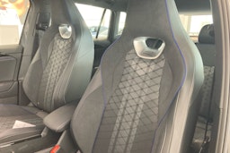 harmaa Volkswagen Tiguan 2025 kuva 11.